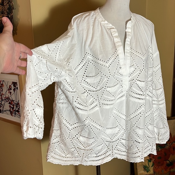 SUNDANCE Size Large +  Eyelet Popover VNeck Poet Top White Peasant Tunic Cotton - Picture 2 of 10